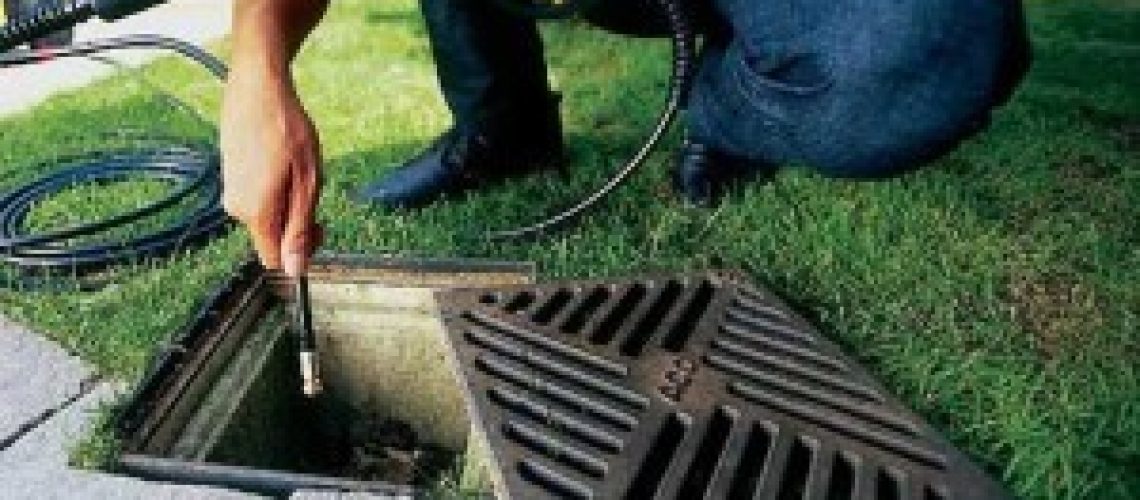 Desentupimento-de-e1405703925145-300x246-300x246